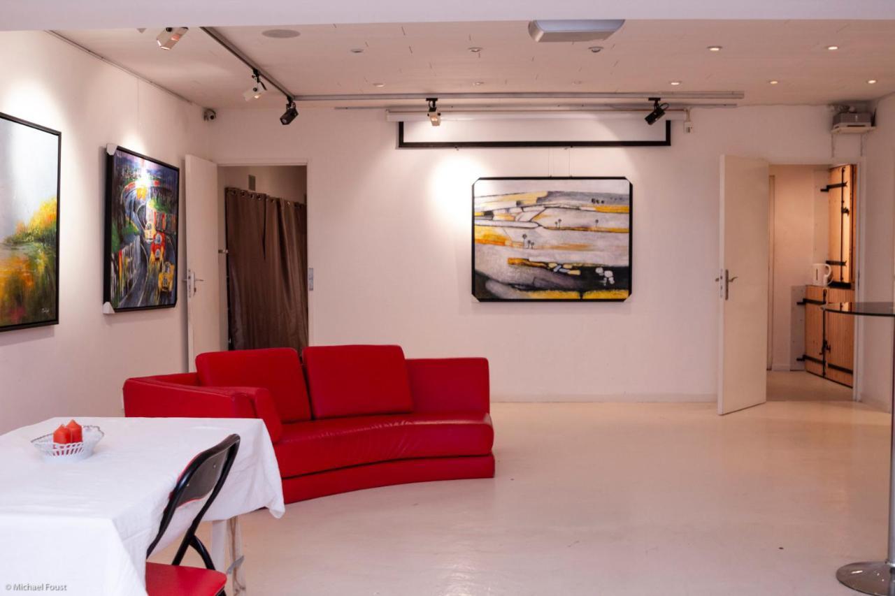 Eiffel Tower / Loft Space Apartment Paris